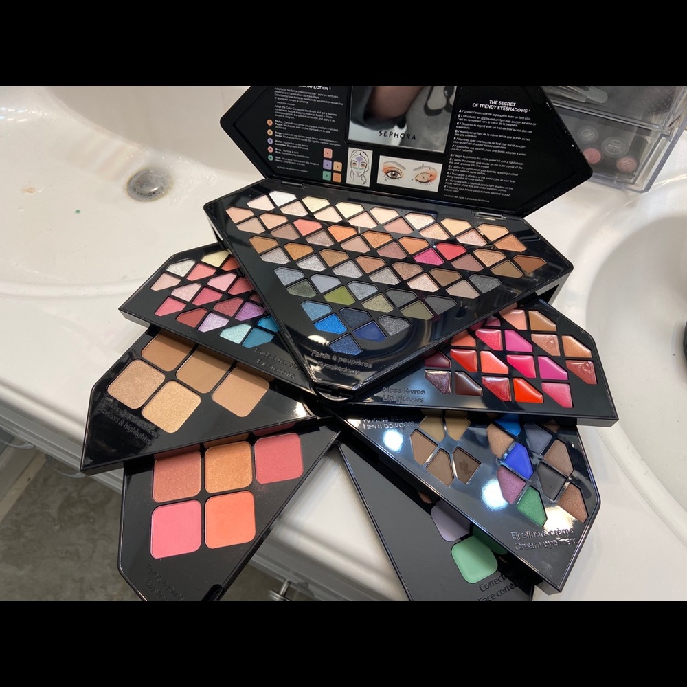 Sephora Colorful Eyeshadow Palette Set